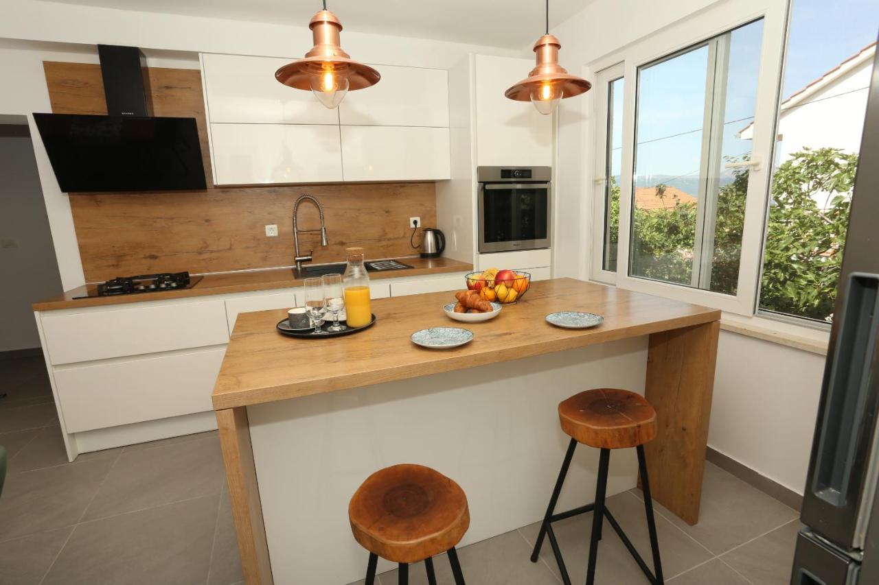 Apartman Luce Trogir Eksteriør billede