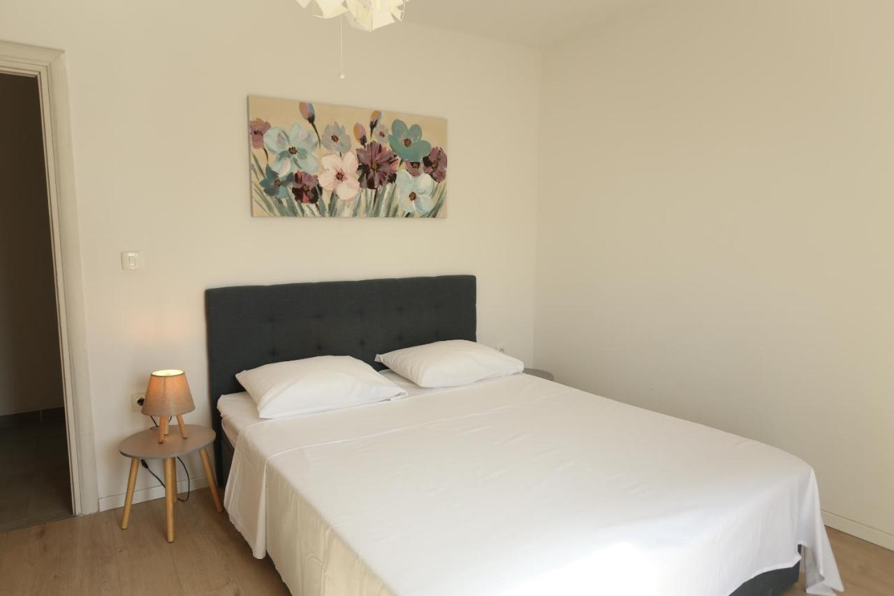 Apartman Luce Trogir Eksteriør billede